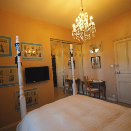 Chambres Et Table D'Hotes Le Jardin De Tesse Tolone Esterno foto