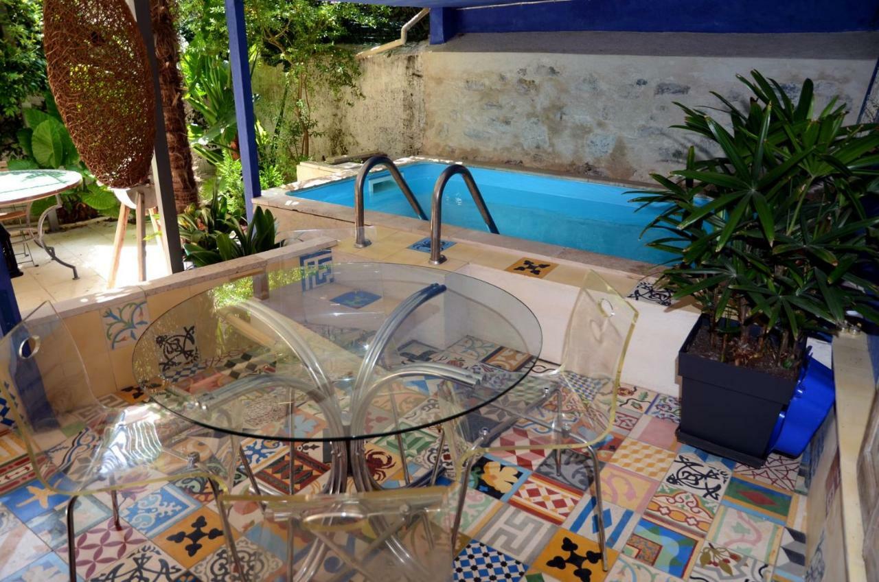 Chambres Et Table D'Hotes Le Jardin De Tesse Tolone Esterno foto